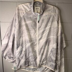 NWT Shebeest Windbreaker/Rain Jacket